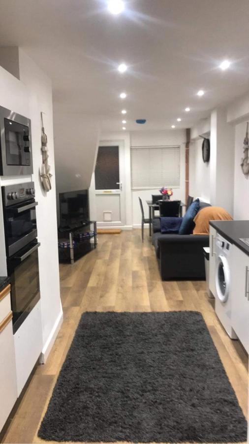 Teign Treasure Trove 1Bed Groundfloor 2Mins 2Beach Apartment ทินมัท ภายนอก รูปภาพ