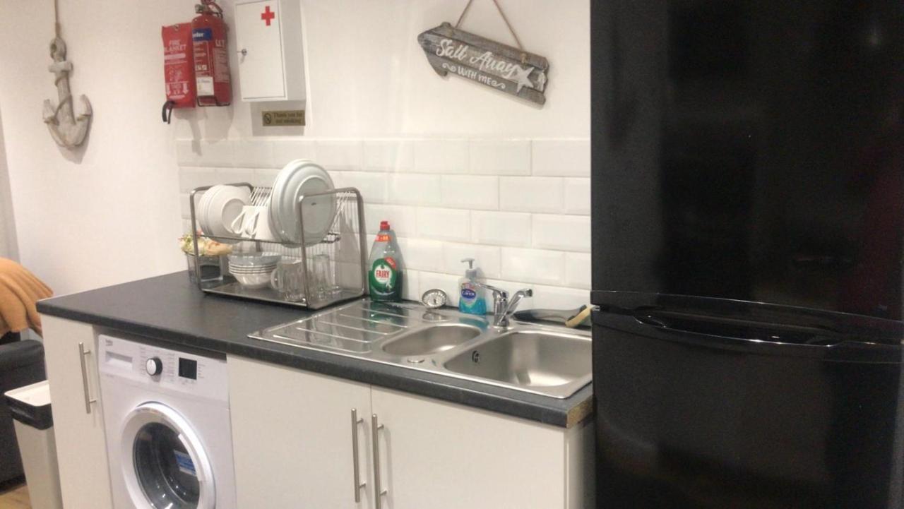 Teign Treasure Trove 1Bed Groundfloor 2Mins 2Beach Apartment ทินมัท ภายนอก รูปภาพ